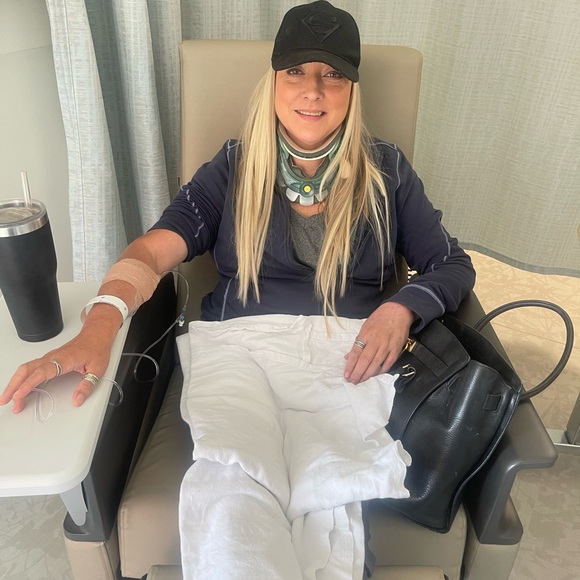 Meet your Posher, Ondi - Picture 1 of 2